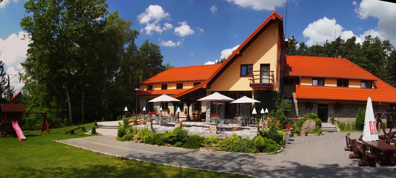 Zajazd Siodlo Hotel&Restauracja Kobyla Góra Extérieur photo