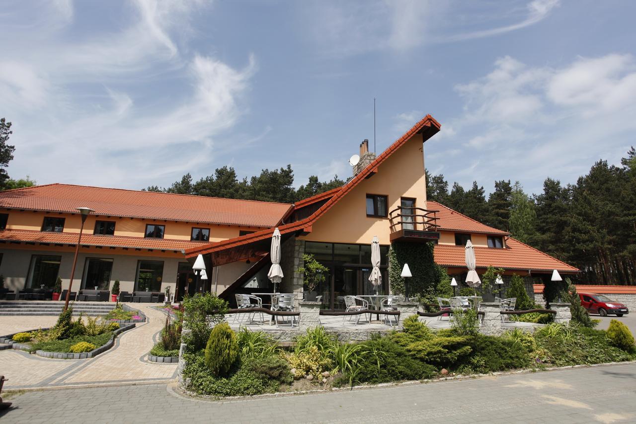 Zajazd Siodlo Hotel&Restauracja Kobyla Góra Extérieur photo