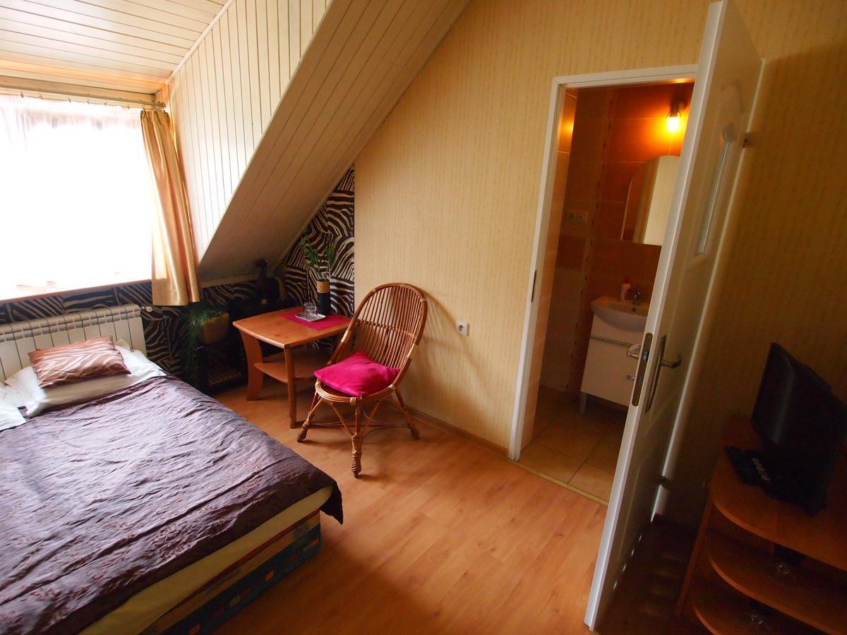 Zajazd Siodlo Hotel&Restauracja Kobyla Góra Extérieur photo